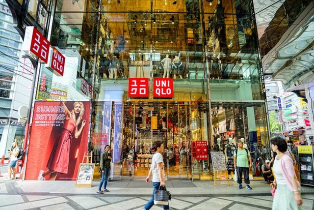 Chuyện về cha đẻ Uniqlo: Tay trắng biến tiệm may nhỏ thành đế chế thời trang lừng lẫy thế giới và cách tiêu tiền khiến nhiều người kinh ngạc - Ảnh 5.