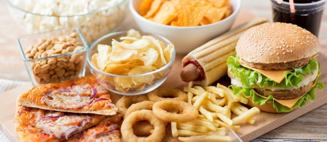 Những thực phẩm siêu chế biến này rất ngon, ai cũng thích nhưng hóa ra lại có thể khiến bạn thiếu hụt dinh dưỡng và tăng cân - Ảnh 3.