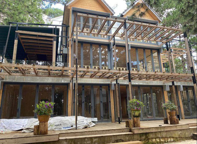 Đại gia Nguyễn Đức An: Từ chàng trai bươn trải không ngại cọ nhà vệ sinh đến sở hữu bất động sản trải dài mọi miền, 60 tuổi có vợ đẹp con xinh gia đình viên mãn - Ảnh 2.