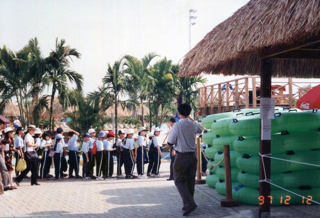 Loạt ảnh + bí mật chưa từng tiết lộ về công viên nước đầu tiên ở Việt Nam: Biểu tượng nức tiếng Sài Gòn âm thầm “biến mất” từ năm 2006 khiến giới trẻ nuối tiếc - Ảnh 6.