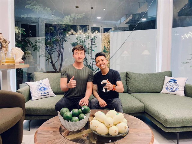 Nhóm bạn Minh Nhựa, Cường Đô La, Shark Khoa: Người lên ông ngoại, người vẫn cô đơn - Ảnh 2.