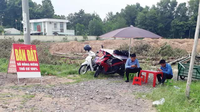 Sốt đất ở làng quê - Ảnh 2.