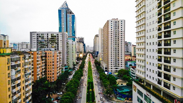 Savills: Khoảng cách giá giữa chung cư ngoại thành và nội thành đang được rút ngắn - Ảnh 1.