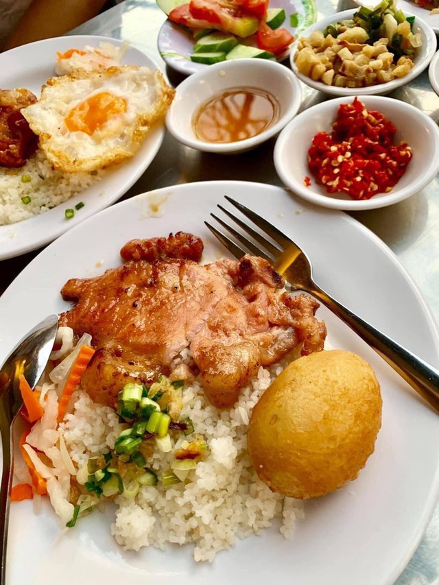 Nửa đêm thèm cơm tấm Sài Gòn thì biết chạy đi đâu để no bụng? - Ảnh 8.