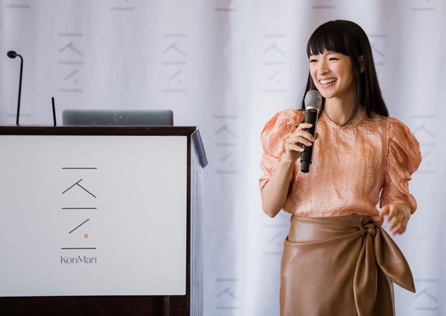 Marie Kondo và hành trình thần kỳ xây dựng khối tài sản trị giá 8 triệu USD chỉ từ công việc dọn dẹp - Ảnh 3.