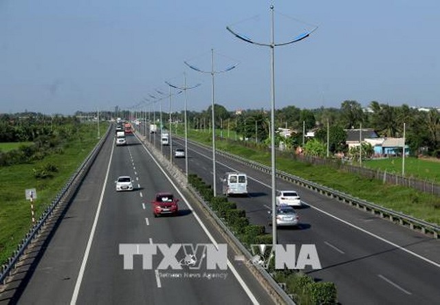 BĐS tuần qua: Đất sang nhượng giấy tay không được nhận bồi thường GPMB sân bay Long Thành - Ảnh 2.