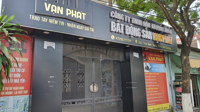 Công an Bình Dương điều tra dấu hiệu lừa đảo ở Công ty Bất động sản Vạn Phát - Ảnh 1.