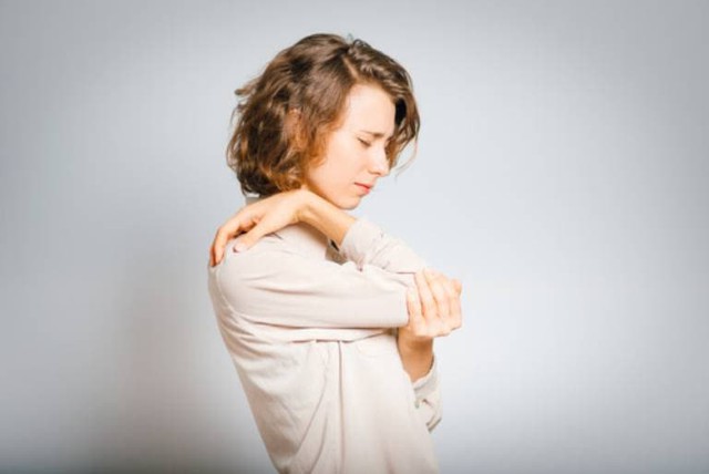 Không phải béo phì, đây mới là căn bệnh về lối sống nguy hiểm bậc nhất, có thể dẫn đến liệt toàn thân: Dù nam hay nữ cũng cần đặc biệt lưu ý - Ảnh 1.