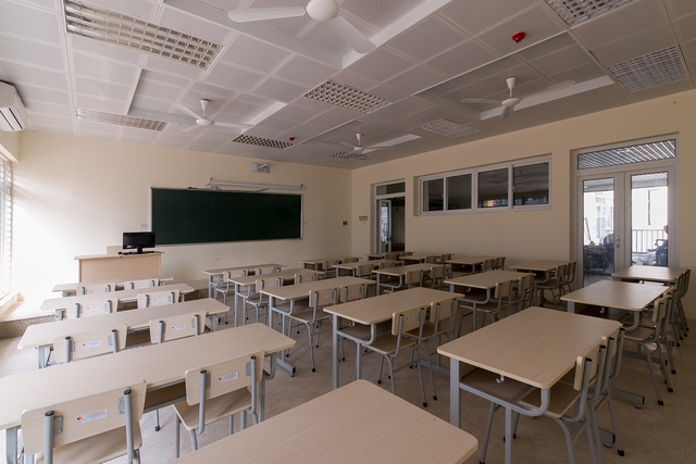 Trường cấp 2 đầu tiên ở Việt Nam gia nhập hệ thống Cambridge: Sang chảnh không khác trường Quốc tế, tỷ lệ chọi luôn nằm top cao - Ảnh 2.