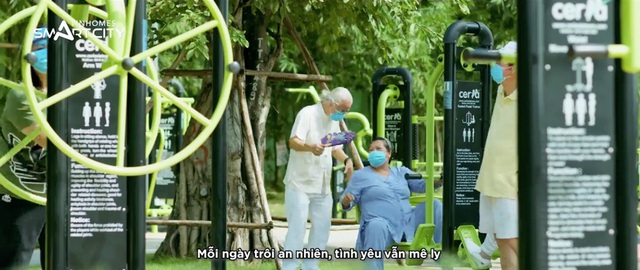 Hãy trân quý những khoảnh khắc đầm ấm bên gia đình - Ảnh 2.