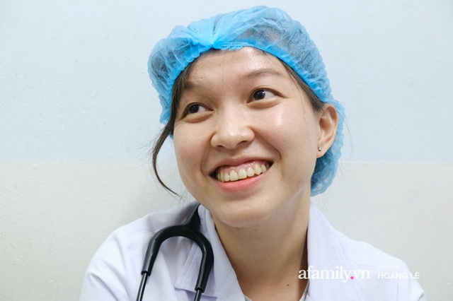 Nữ bác sĩ 4 mùa trực cấp cứu Tết và những câu chuyện đủ dư vị cảm xúc nghẹn ngào, sợ hãi lẫn đắng cay... - Ảnh 7.