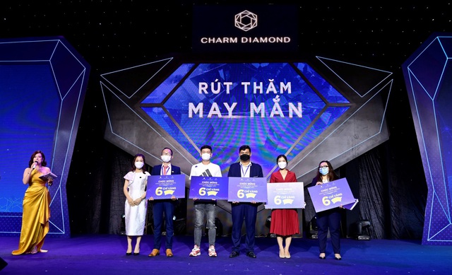 Tích hợp giá trị vượt trội, Charm Diamond hút khách trong ngày công bố - Ảnh 1.