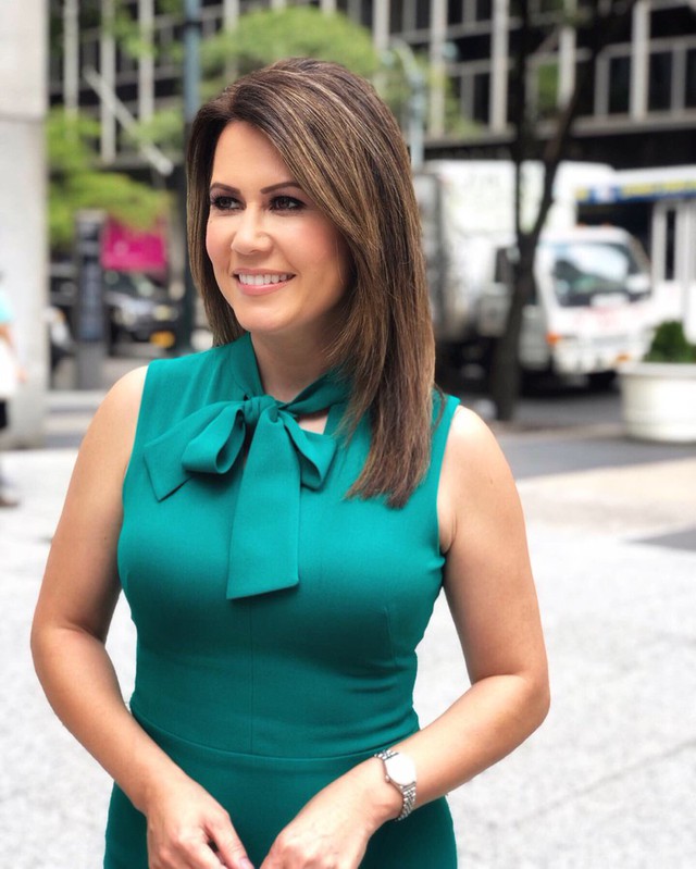 Cô gái gốc Việt chiếm lĩnh truyền hình trên đất Mỹ, ghi nhiều dấu ấn khiến ai cũng nể phục, nhất là niềm tự hào dân tộc dạt dào - Ảnh 19.