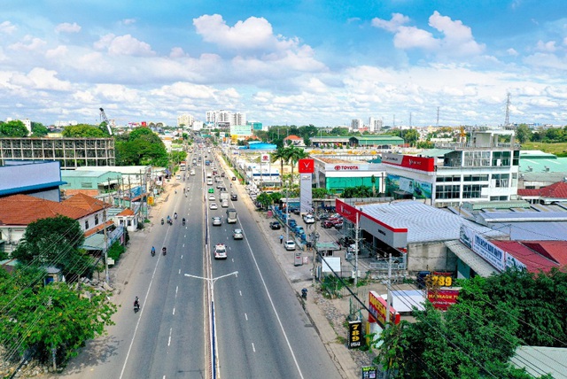 Giá căn hộ tại TP.HCM tăng quá cao, đi đâu để tìm nguồn cung mới? - Ảnh 2.