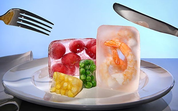 Nhiều người làm điều này sau khi vừa rã đông thực phẩm mà không biết làm vậy thức ăn vừa mất chất vừa dễ bị ngộ độc thực phẩm - Ảnh 5.