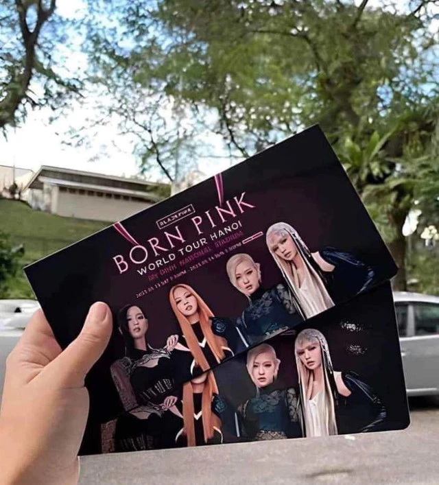“Chiến thần” livestream có nguy cơ lỗ 1 tỷ đồng vì ôm vé concert BLACKPINK than thở: “Mọi người giúp em với!" - Ảnh 3.