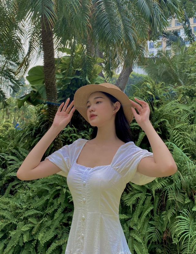 Thí sinh cao 1m75 lọt chung kết Miss World Việt Nam 2022: Sở hữu vẻ đẹp đậm chất Á Đông, thần thái hút hồn - Ảnh 7.