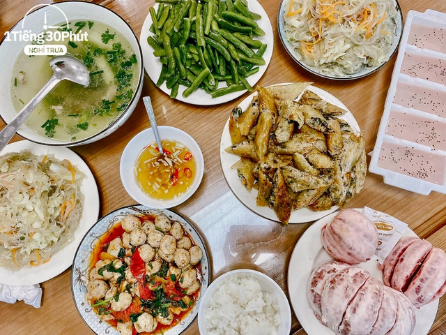 Nhân viên háo hức đi làm vì mâm cơm toàn đặc sản do vị sếp người Nhật tự bỏ tiền túi cải thiện bữa trưa trong công ty - Ảnh 2.