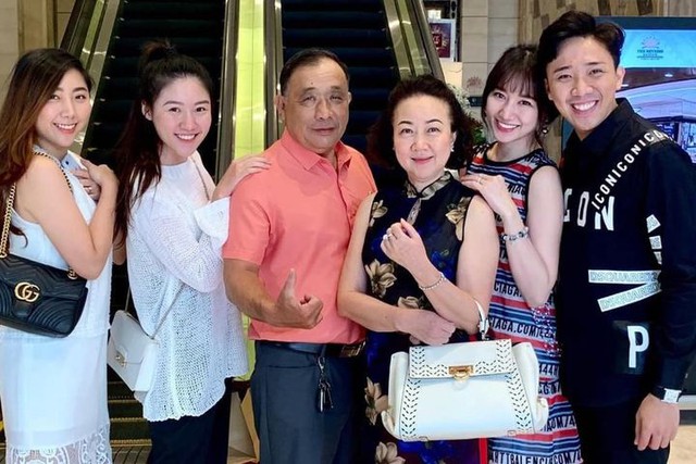 Tuổi thơ Trấn Thành: Ba làm nghề giao hàng, gặp biến cố gia đình phá sản, phải tự kiếm tiền từ năm lớp 10 - Ảnh 2.