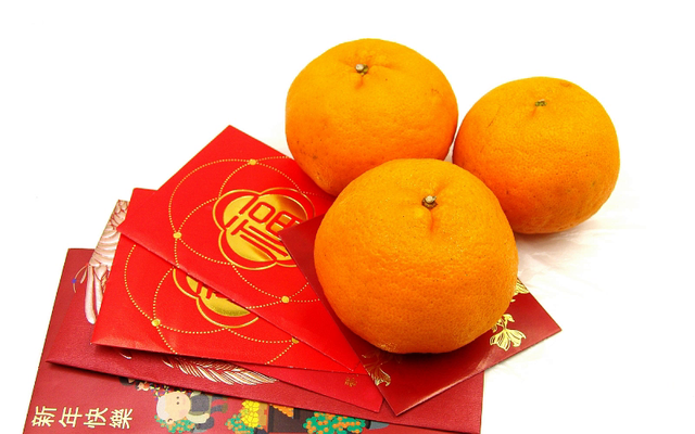Tắm nước mùi ngày 30 Tết, mừng tuổi trẻ con bằng quả cam để lấy khước đầu năm mới: Tục xưa trong Tết nay có còn nguyên vẹn? - Ảnh 12.