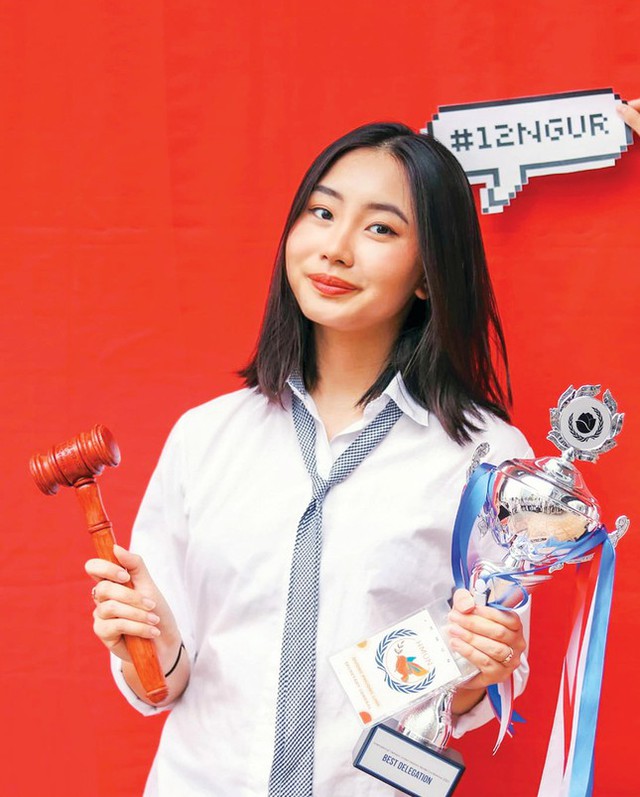 Nữ Gen Z Dương Phương Linh: Từ trải nghiệm nghề báo đến chinh phục học bổng trời Âu - Ảnh 1.