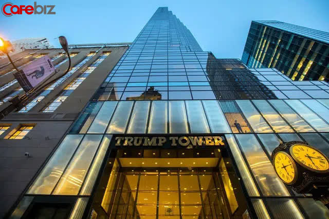  Bức ảnh cô gái ngồi trong lòng Donald Trump tiết lộ câu chuyện về một lần phá sản khốn đốn và thoát hiểm phút chót của cựu Tổng thống Mỹ - Ảnh 2.