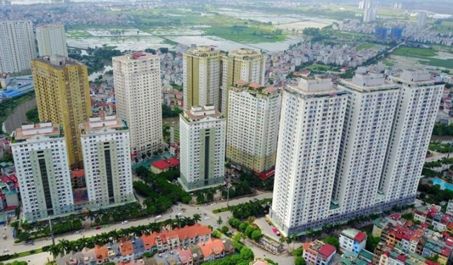 Lãi vay mua nhà tăng cao, nhiều người ngậm ngùi tìm nhà thuê - Ảnh 1.