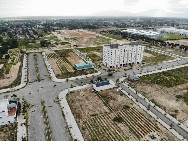 Nhà ở xã hội vướng vòng kim cô - Ảnh 1.
