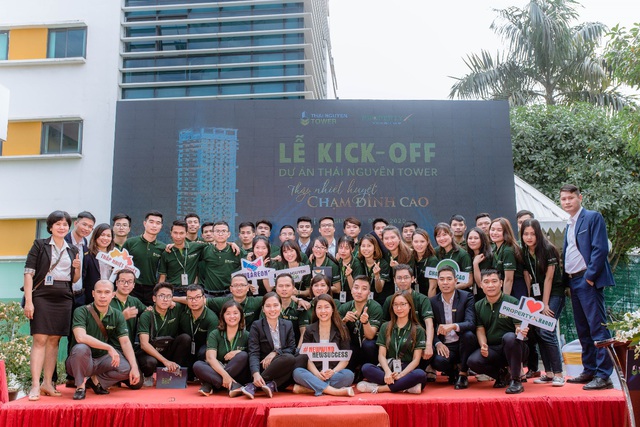 Hàng loạt tên tuổi lớn hội tụ tại Lễ ký kết hợp tác và kick-off bán hàng dự án Thái Nguyên Tower - Ảnh 2.