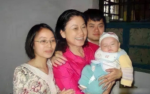 Thần đồng em chã: Thông minh nhưng đi tiểu phải có mẹ bưng bô, không biết tự xúc cơm ăn, tuổi 20 gặp kết đắng, cuộc sống hiện tại gây bất ngờ - Ảnh 5.