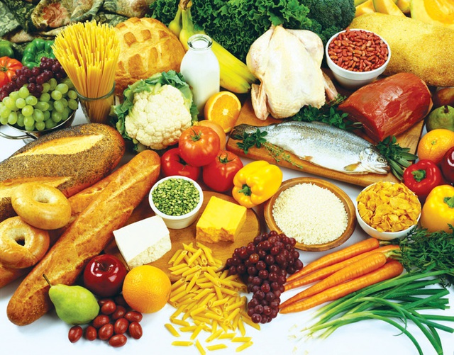 Đàn ông 50 tuổi sức khỏe bước sang trang mới: Tuân thủ 4 thói quen tốt để luôn “chân cứng đá mềm” - Ảnh 1.