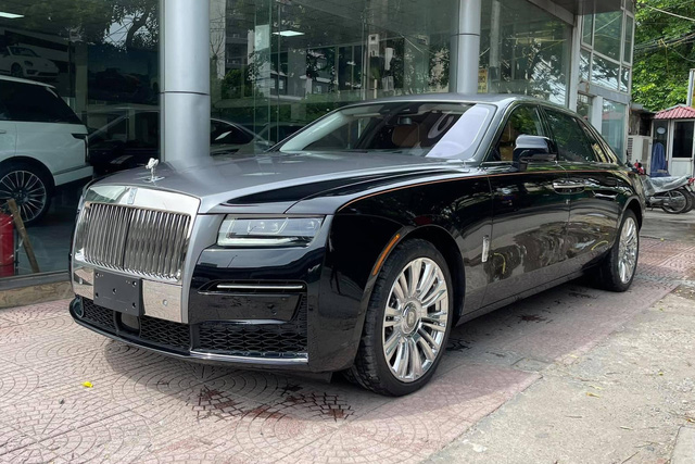 Khui công Rolls-Royce Ghost 2021 thứ 2 Việt Nam: Nhiều chi tiết hàng độc thể hiện độ chịu chơi của đại gia sở hữu - Ảnh 4.