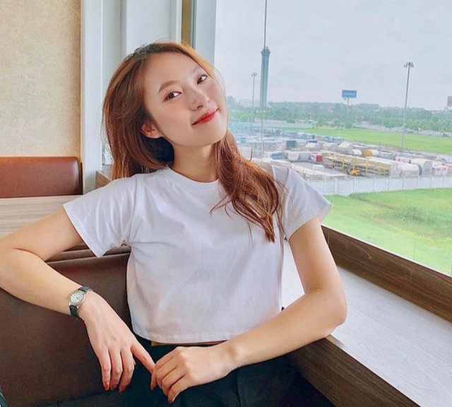 Hot girl 7 thứ tiếng Khánh Vy tái xuất với màn bắn tiếng Anh siêu đỉnh tại TED Talks, lần đầu chia sẻ những góc khuất phía sau thành công - Ảnh 2.