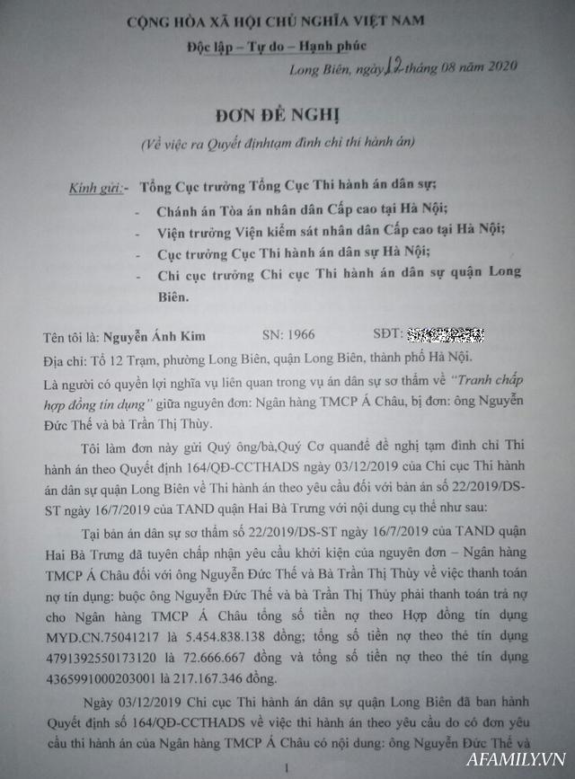 Hà Nội: Sập bẫy vay ngân hàng hộ, người phụ nữ chết điếng vì bỗng dưng nhận thông báo cưỡng chế thu hồi nhà - Ảnh 1.