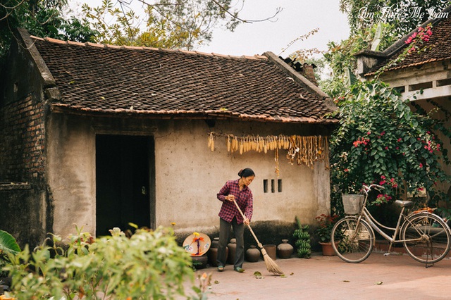 Kênh Ẩm thực mẹ làm gây bất ngờ với những shot hình toàn góc ký ức ai cũng từng có, xem xong chỉ biết ngẩn người vì quá bồi hồi xúc động - Ảnh 2.