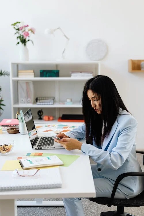  Nghỉ việc trước Tết, vì sao họ phải chọn thời điểm không khôn ngoan này? - Ảnh 2.