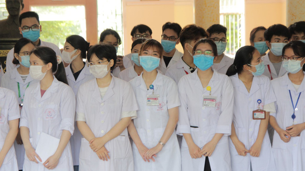Một năm “đi ra biển lớn” với 10 đại diện nổi bật nhất 2021: HCV Olympic quốc tế, cô giáo toàn cầu, sinh viên cũng xuất sắc toàn cầu nốt! - Ảnh 14.
