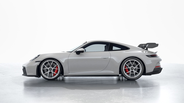 Porsche 911 GT3 thế hệ mới đầu tiên lên đường về Việt Nam: Chủ sở hữu là một đại gia Bến Tre - Ảnh 1.