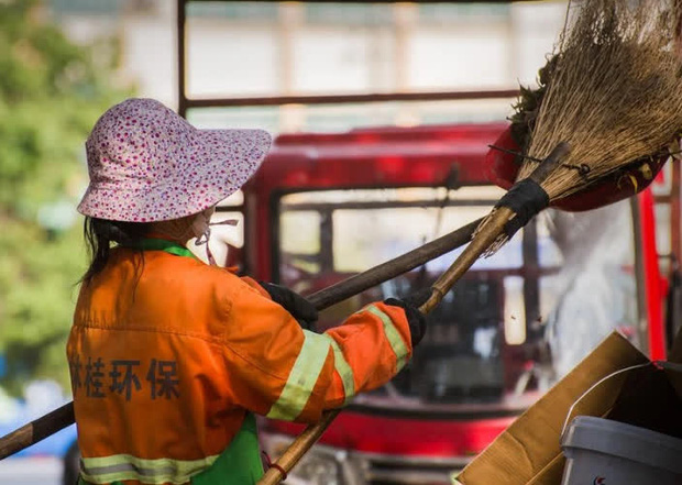 Người phụ nữ 57 tuổi tử vong vì tiểu đường, chuyên gia khuyên bỏ ngay 2 kiểu ăn sáng và đừng bỏ qua 5 dấu hiệu cảnh báo bệnh sớm - Ảnh 1.