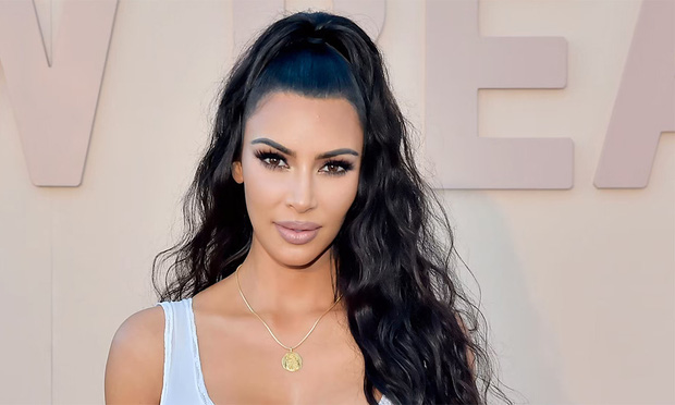 Ngôi sao tai tiếng Kim Kardashian trở thành tỷ phú đô la: Kiếm tiền ngay cả trong những tình huống khủng hoảng! - Ảnh 2.