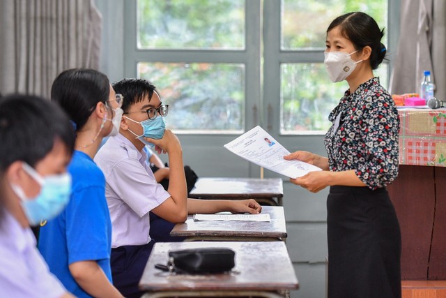 TikToker chê các ngành học vô dụng: Hành vi trái đạo đức, cần xử phạt nặng - Ảnh 2.