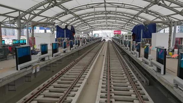 Hiện trạng 11 nhà ga trên cao tuyến Metro ở TP.HCM sau 10 năm thi công - Ảnh 3.