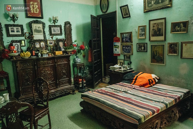 Ngôi nhà 80 năm tuổi, rộng gần 300m2 giữa phố cổ Hà Nội: Trả trăm tỷ không bán, bên trong có hầm chứa được 20 người - Ảnh 24.