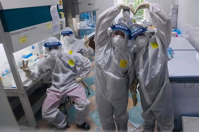 Một năm “đi ra biển lớn” với 10 đại diện nổi bật nhất 2021: HCV Olympic quốc tế, cô giáo toàn cầu, sinh viên cũng xuất sắc toàn cầu nốt! - Ảnh 13.