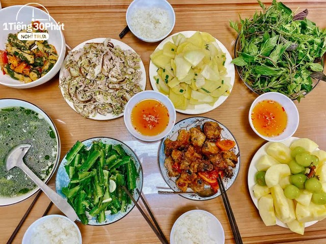 Nhân viên háo hức đi làm vì mâm cơm toàn đặc sản do vị sếp người Nhật tự bỏ tiền túi cải thiện bữa trưa trong công ty - Ảnh 8.