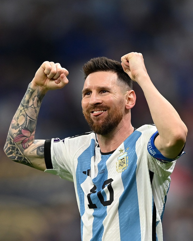 Sợi dây đỏ bí ẩn mang lại may mắn cho Messi tại World Cup cuối cùng trong sự nghiệp - Ảnh 4.