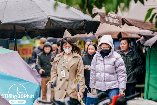 Khu tổ hợp Nam Trung Yên có gì mà dân văn phòng bất chấp gió rét vẫn tới ăn trưa cho bằng được? - Ảnh 11.