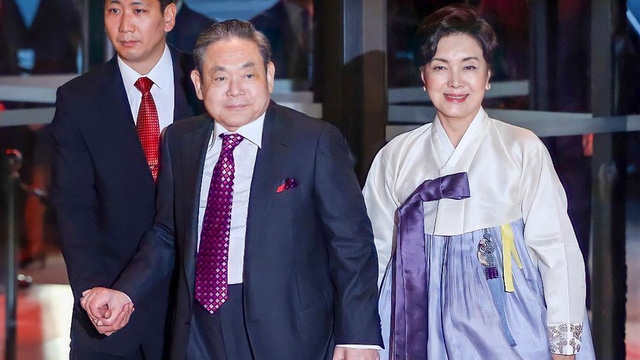 Người đàn bà quyền lực phía sau đế chế Samsung: Bóng hồng khiến cố chủ tịch Lee Kun Hee đến chết cũng không từ bỏ - Ảnh 3.