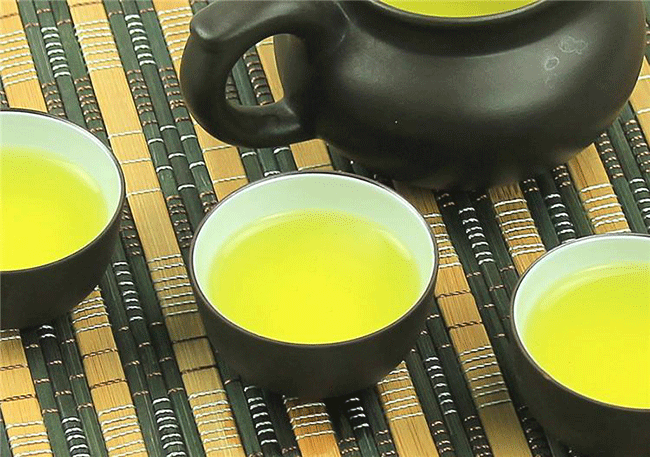 Sau 3000 năm được người đời coi là đồ uống số 1, trà xanh tiếp tục được GS dinh dưỡng ca tụng nhờ tác dụng này - Ảnh 2.