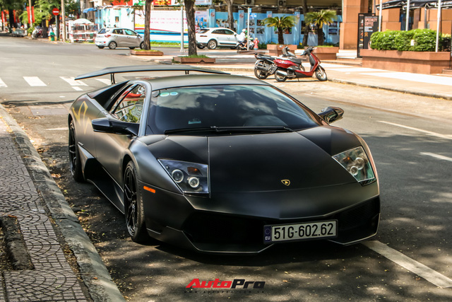 Đổi chủ, Lamborghini Murcielago SV độc nhất Việt Nam tái xuất trên phố Sài Gòn - Ảnh 1.